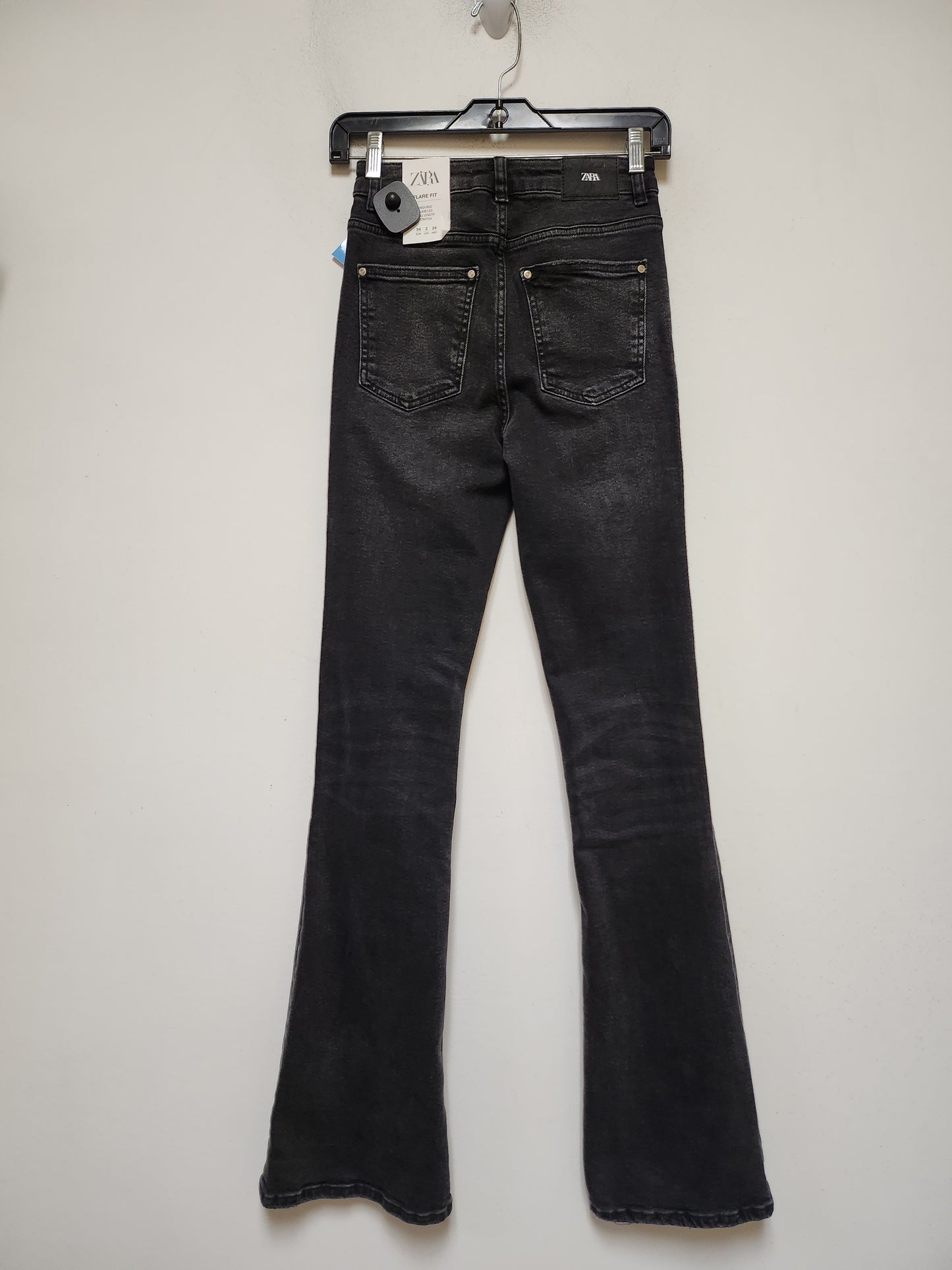 Jeans Flared By Zara In Black Denim, Size: 2