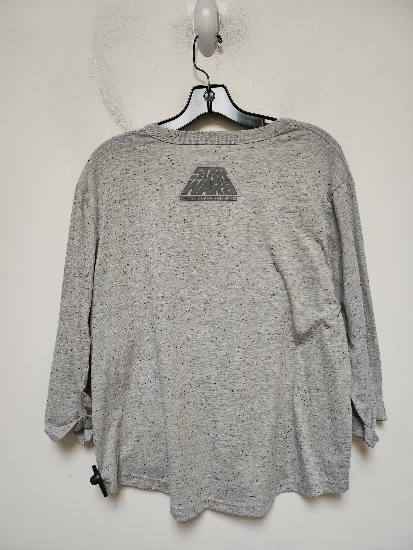 Top Long Sleeve Basic By Walt Disney In Grey, Size: M