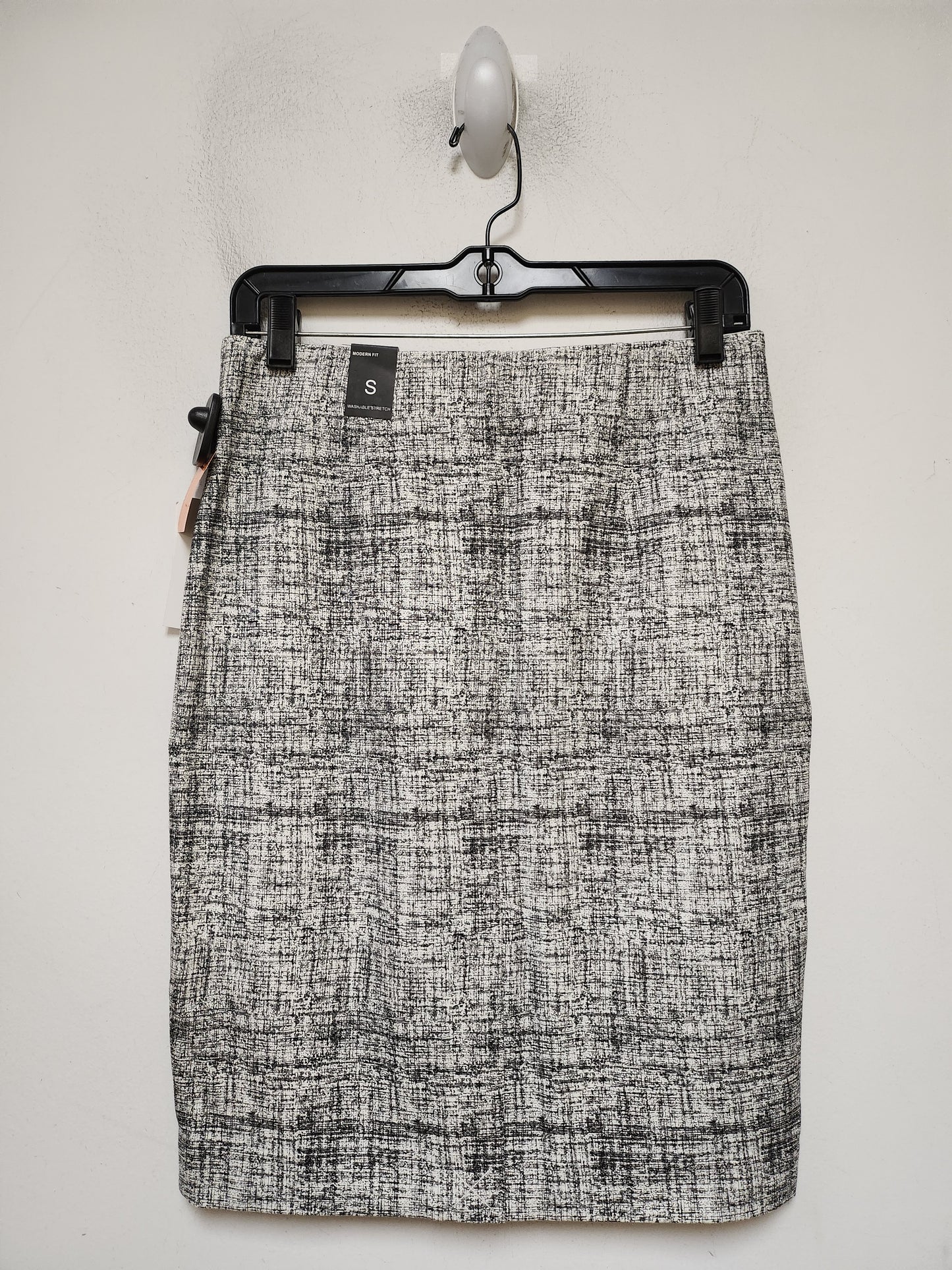 Skirt Mini & Short By Amanda + Chelsea In Black & White, Size: 4