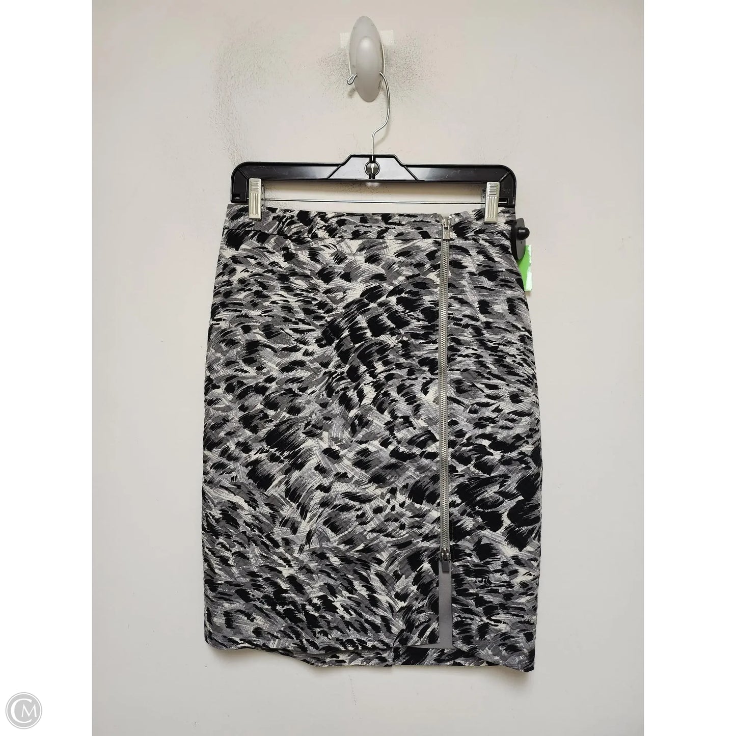 Skirt Midi By Talbots In Black & Grey, Size: 4
