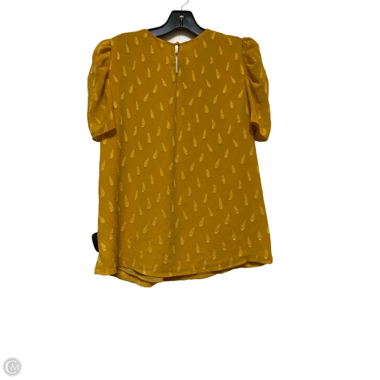 Top Short Sleeve By Vince Camuto In Yellow, Size: M