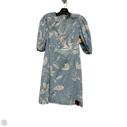 Dress Casual Short By Clothes Mentor In Blue & White, Size: M