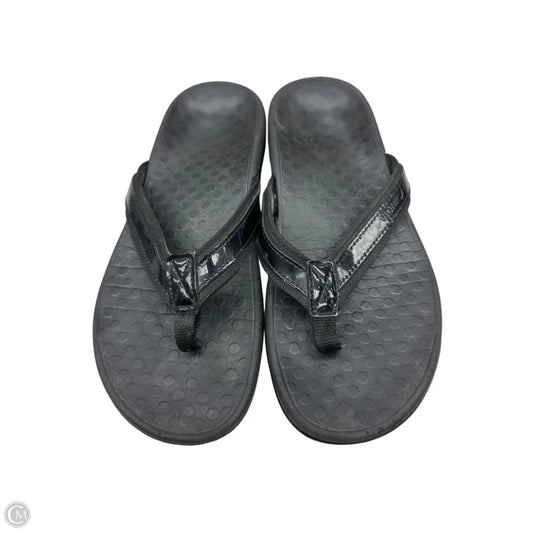 Sandals Flats By Vionic In Black, Size: 8