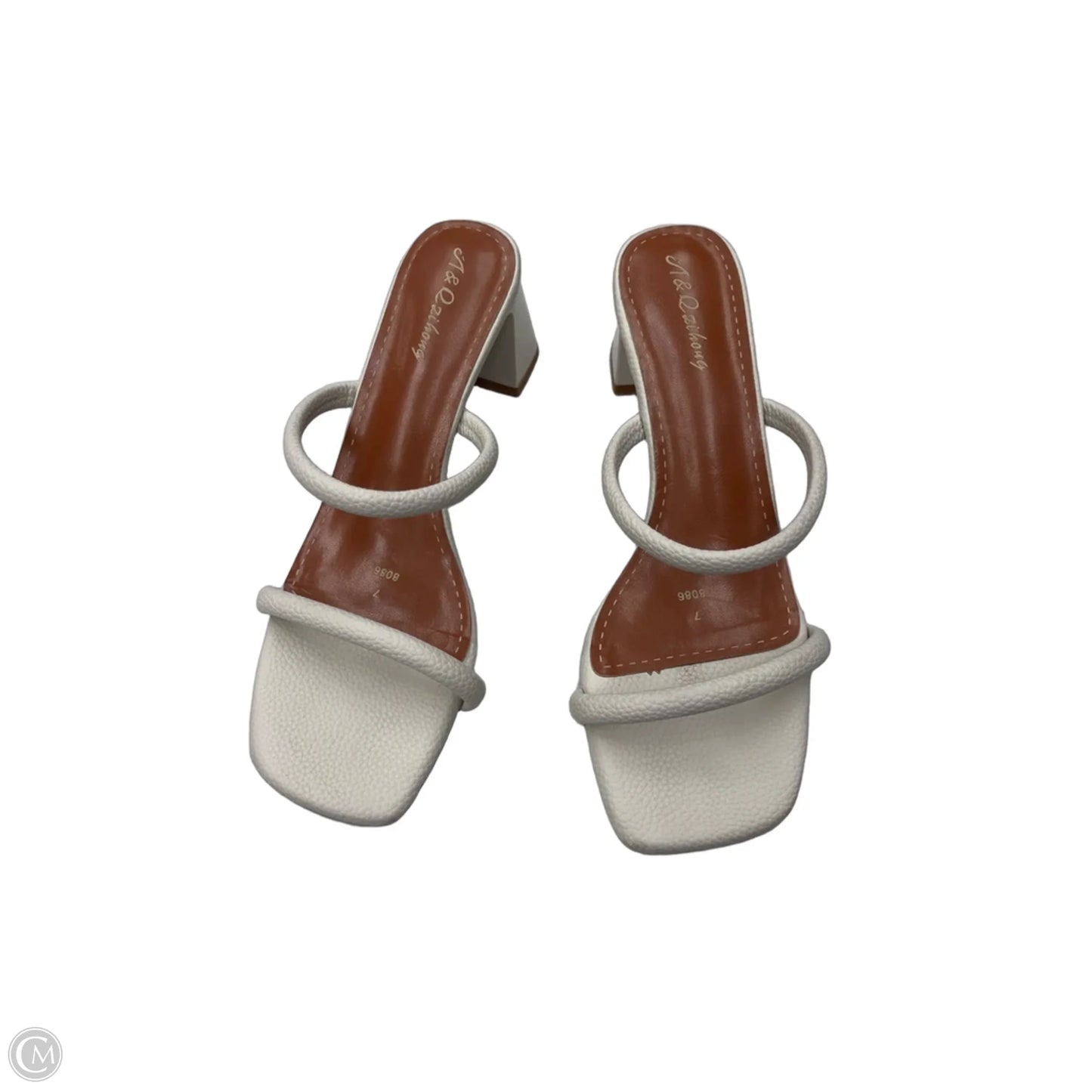 Sandals Heels Block By Clothes Mentor In Cream, Size: 7