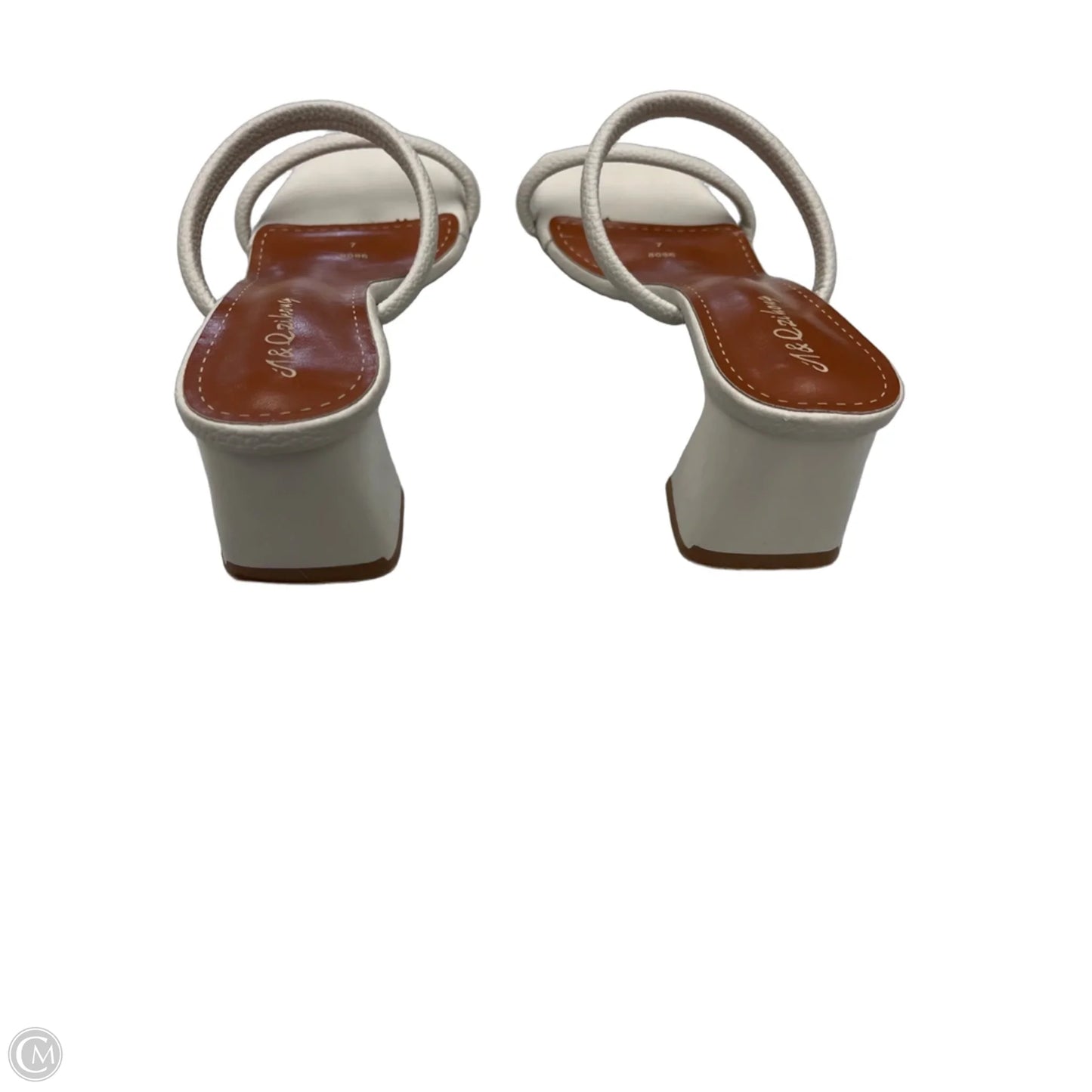 Sandals Heels Block By Clothes Mentor In Cream, Size: 7