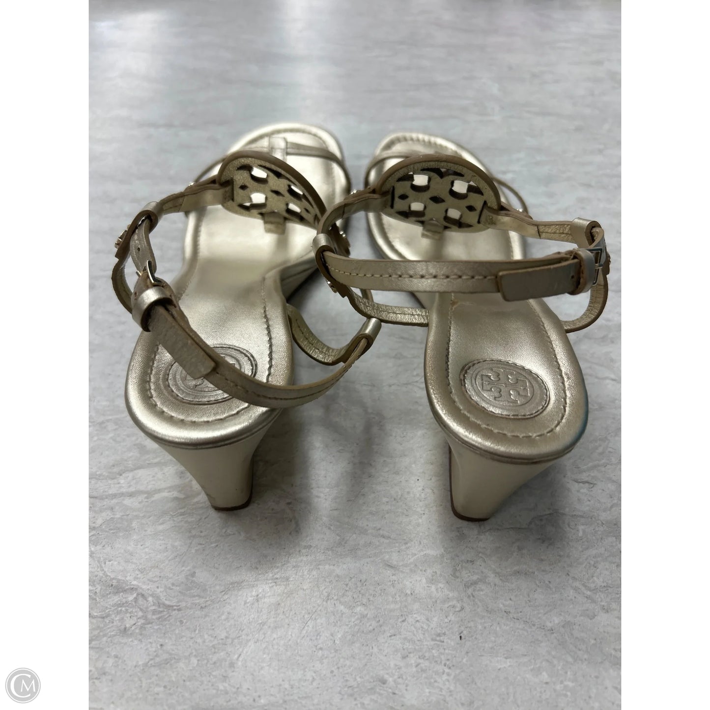 Sandals Designer By Tory Burch In Gold, Size: 9.5