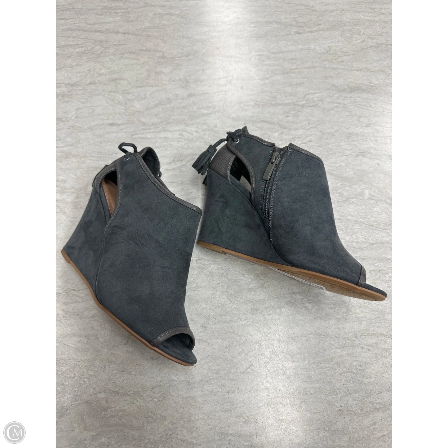 Shoes Heels Wedge By Cl By Chinese Laundry In Grey, Size: 6.5