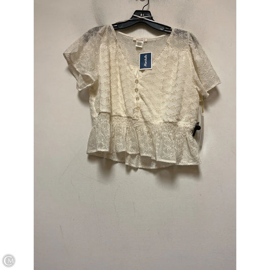 Top Short Sleeve By Urban Romantics In Cream, Size: Xl