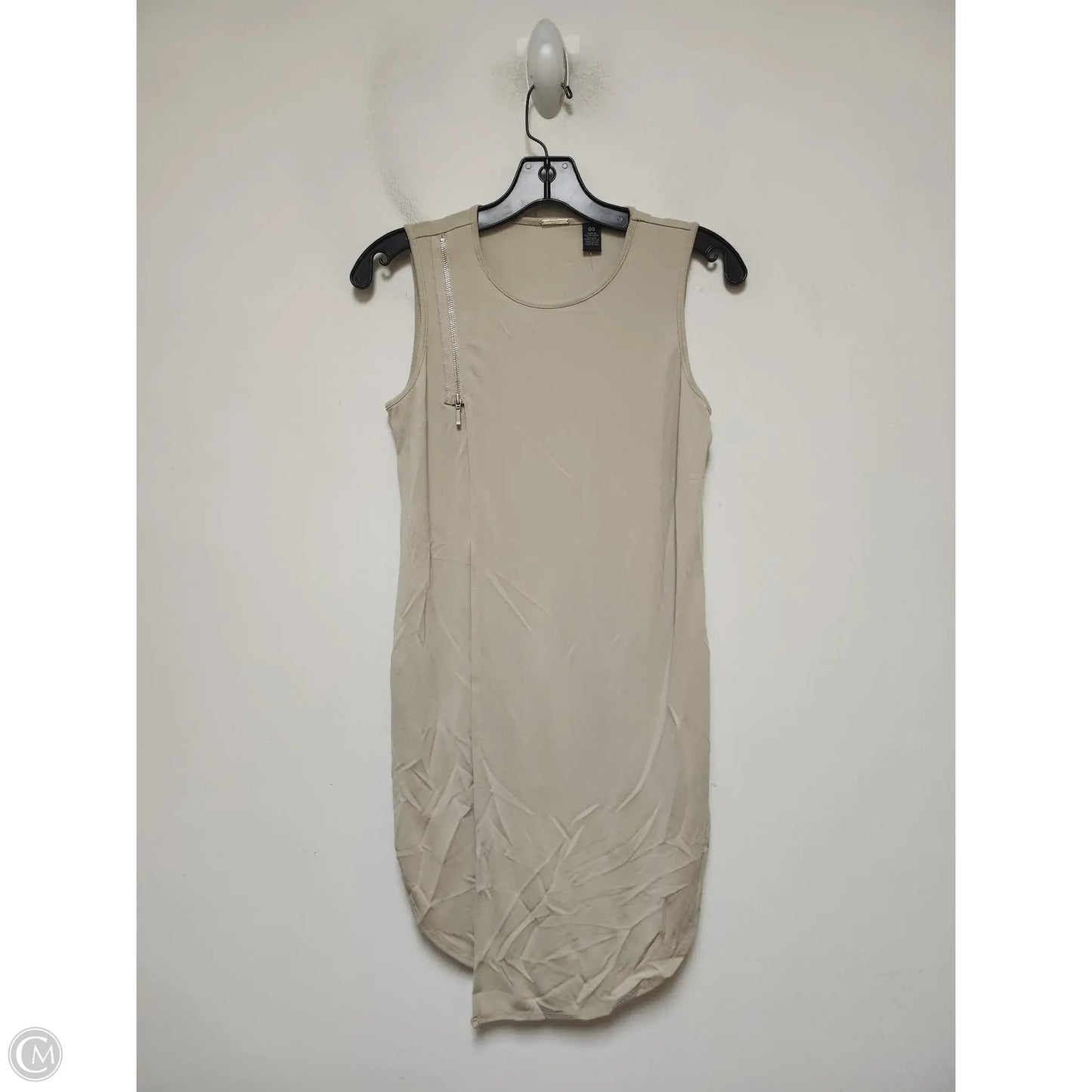 Top Sleeveless By Chicos In Tan, Size: Xs
