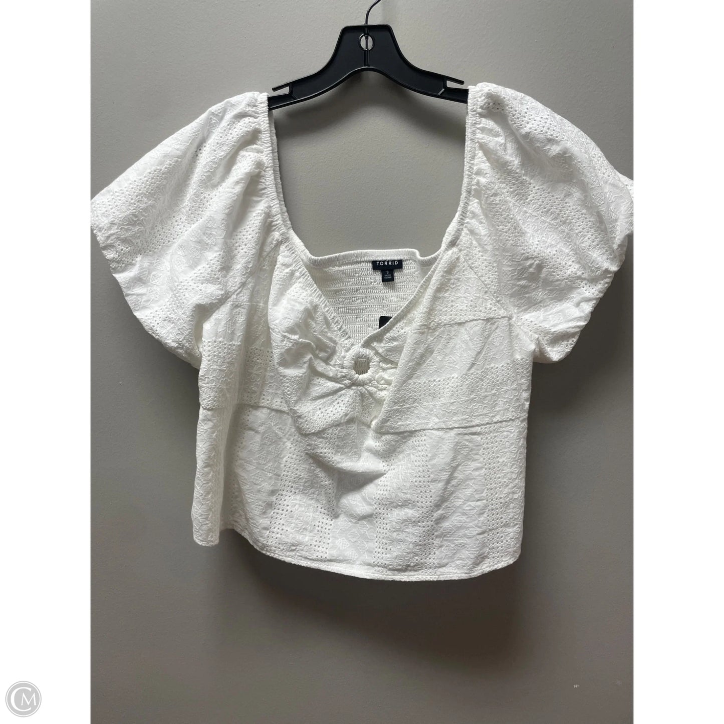 Top Short Sleeve By Torrid In White, Size: 3x