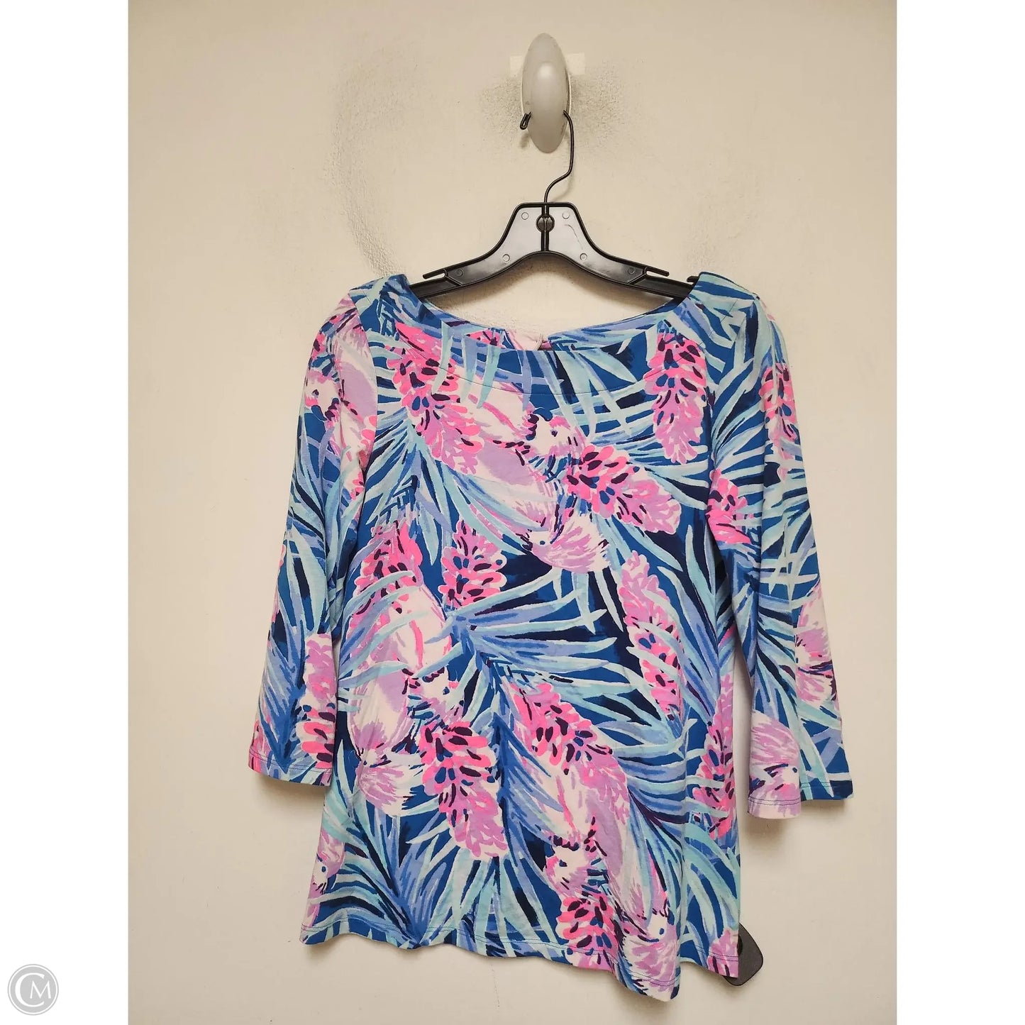 Top Short Sleeve Designer By Lilly Pulitzer In Blue & Pink, Size: Xs