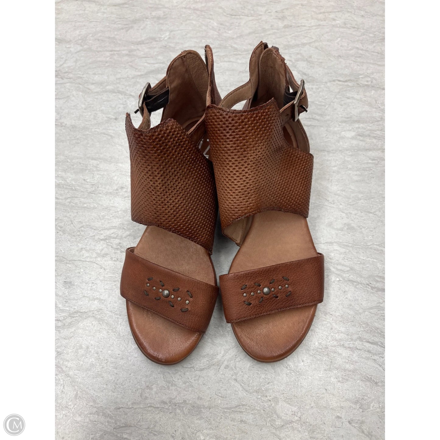 Sandals Flats By Miz Mooz In Brown, Size: 6.5