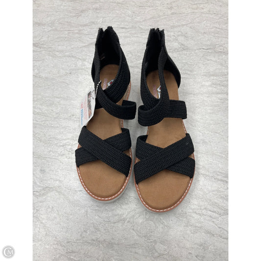 Sandals Flats By Bobs In Black, Size: 6