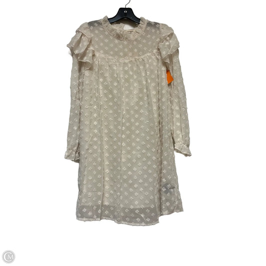 Dress Casual Short By Clothes Mentor In Cream, Size: S