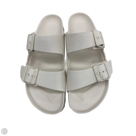 Sandals Flats By Birkenstock In Cream, Size: 8