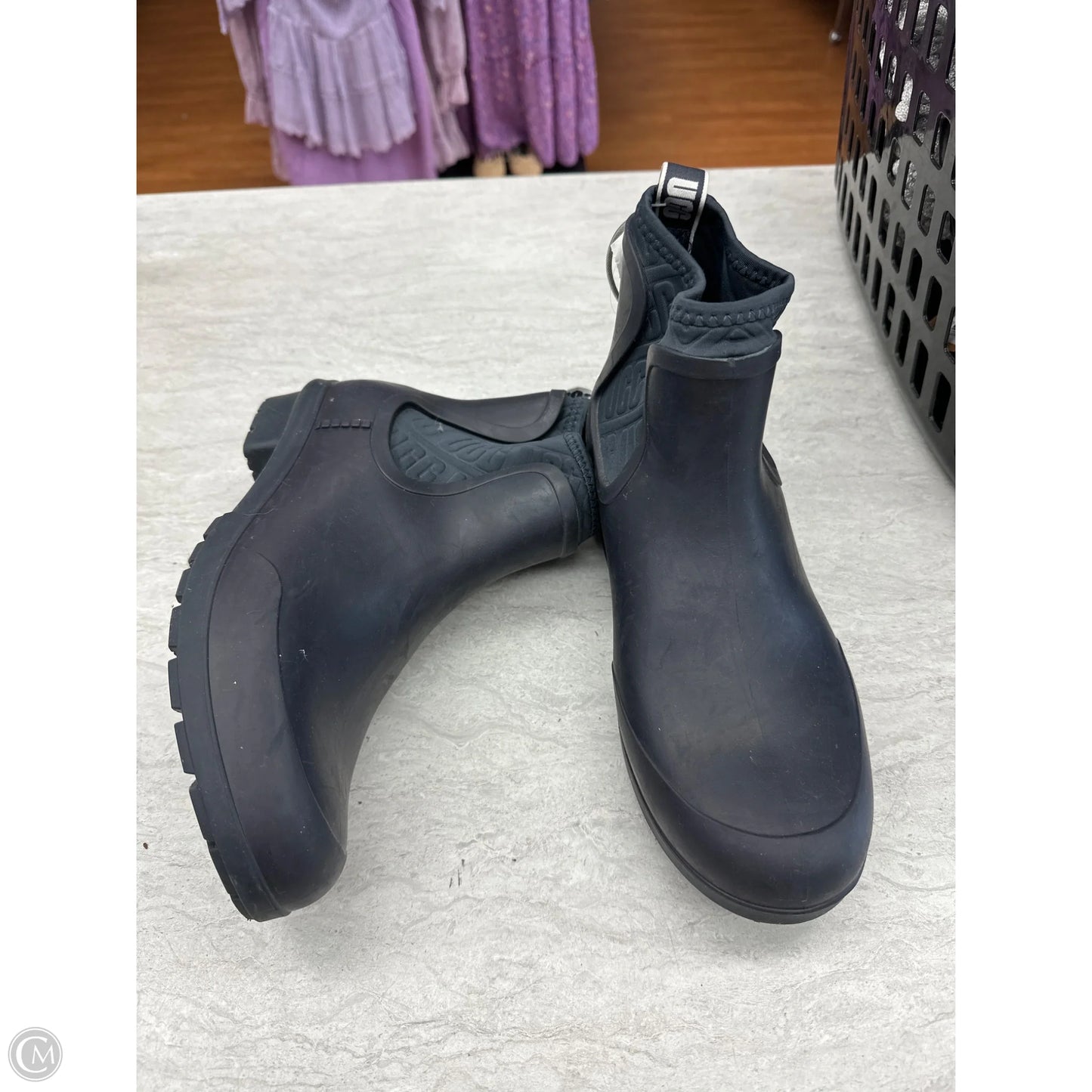 Boots Designer By Ugg In Navy, Size: 9