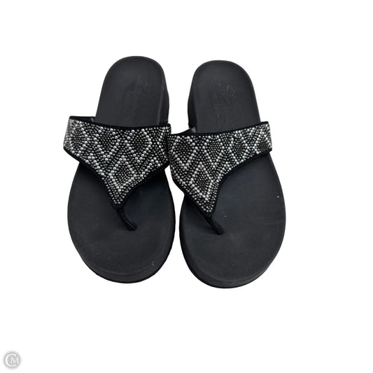 Sandals Heels Wedge By Skechers In Black & Silver, Size: 5