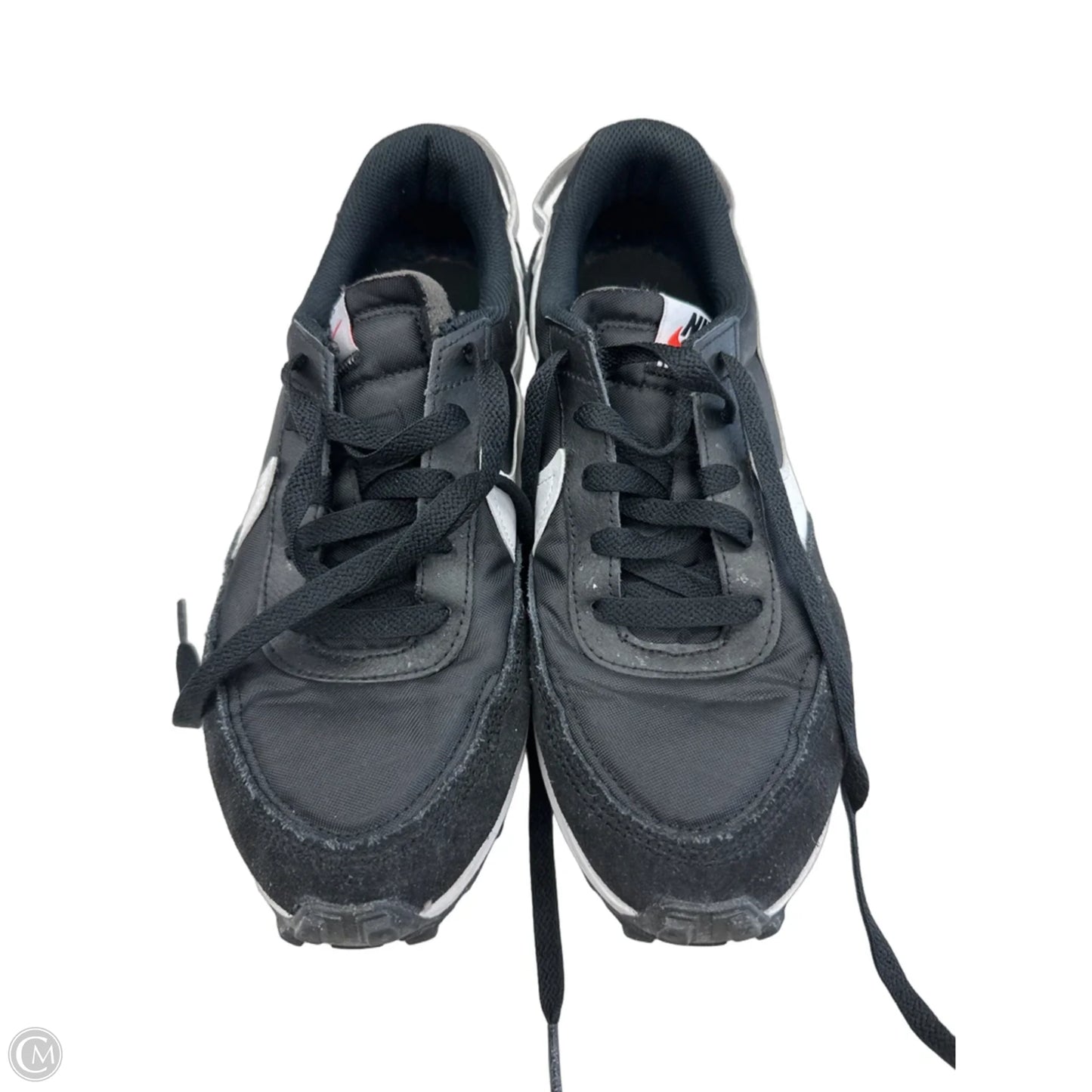 Shoes Sneakers By Nike In Black & White, Size: 8