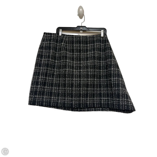 Skirt Mini & Short By Clothes Mentor In Black & White, Size: 22