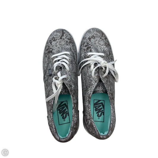 Shoes Sneakers By Vans In Grey & Silver, Size: 9