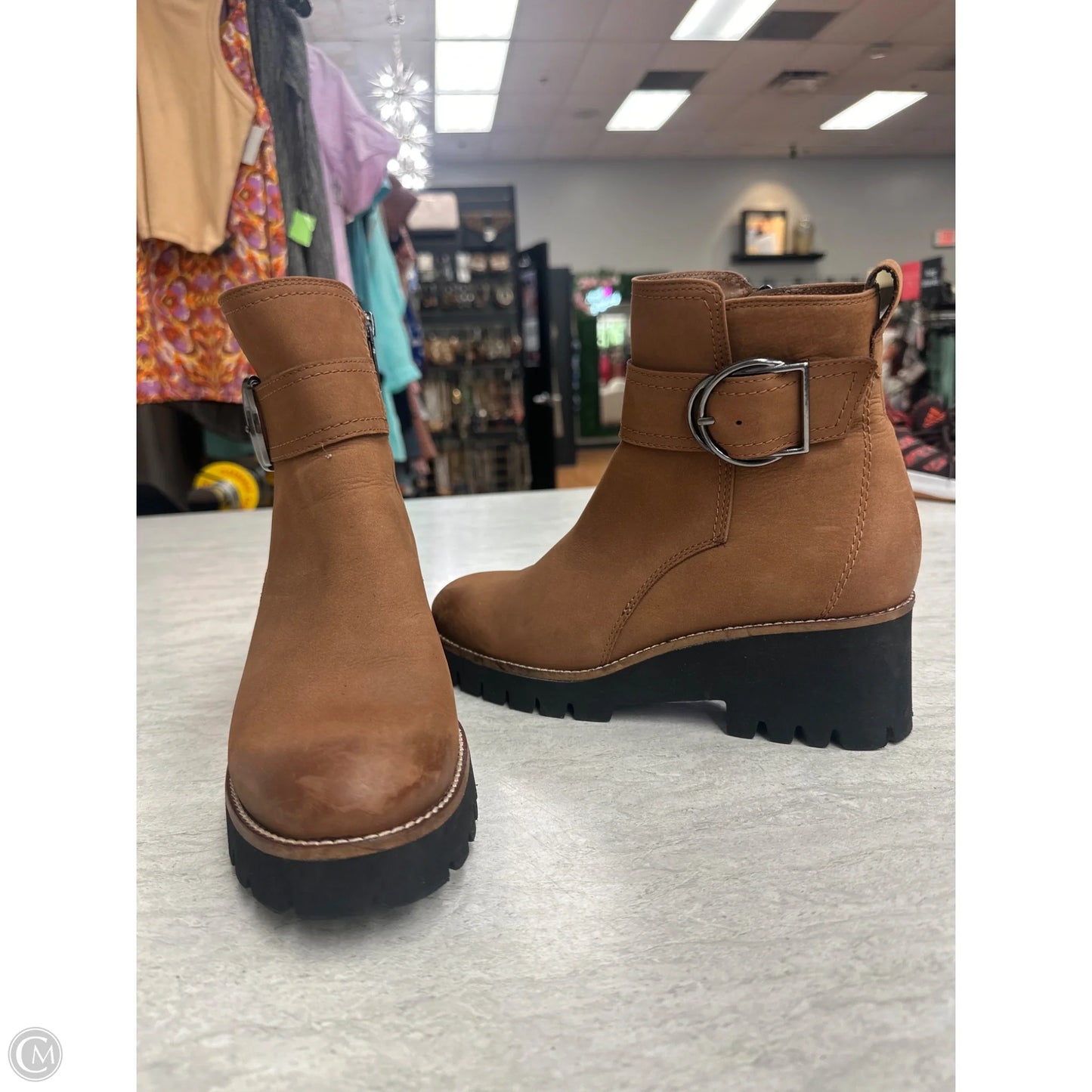 Boots Ankle Flats By Blondo In Brown, Size: 8