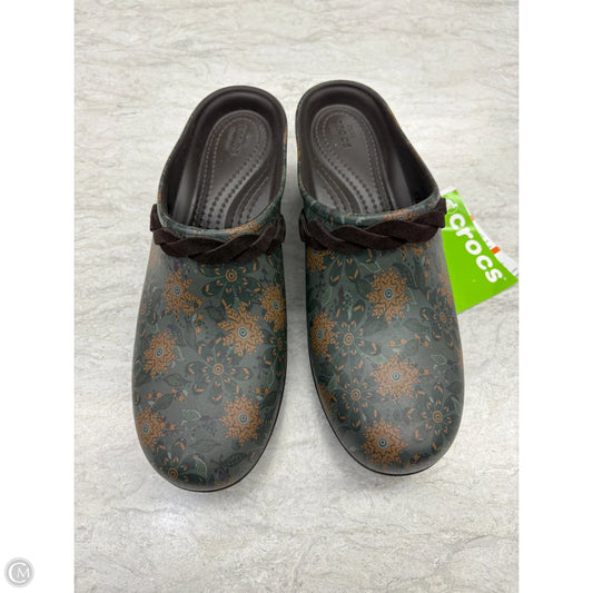 Shoes Heels Block By Crocs In Floral Print, Size: 10