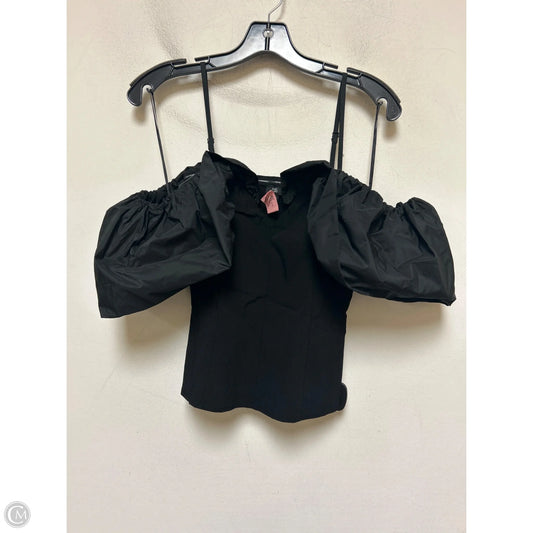 Top Short Sleeve By Clothes Mentor In Black, Size: M