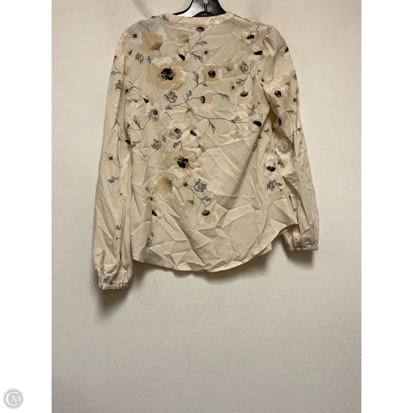 Top Long Sleeve By White House Black Market In Cream, Size: Xs