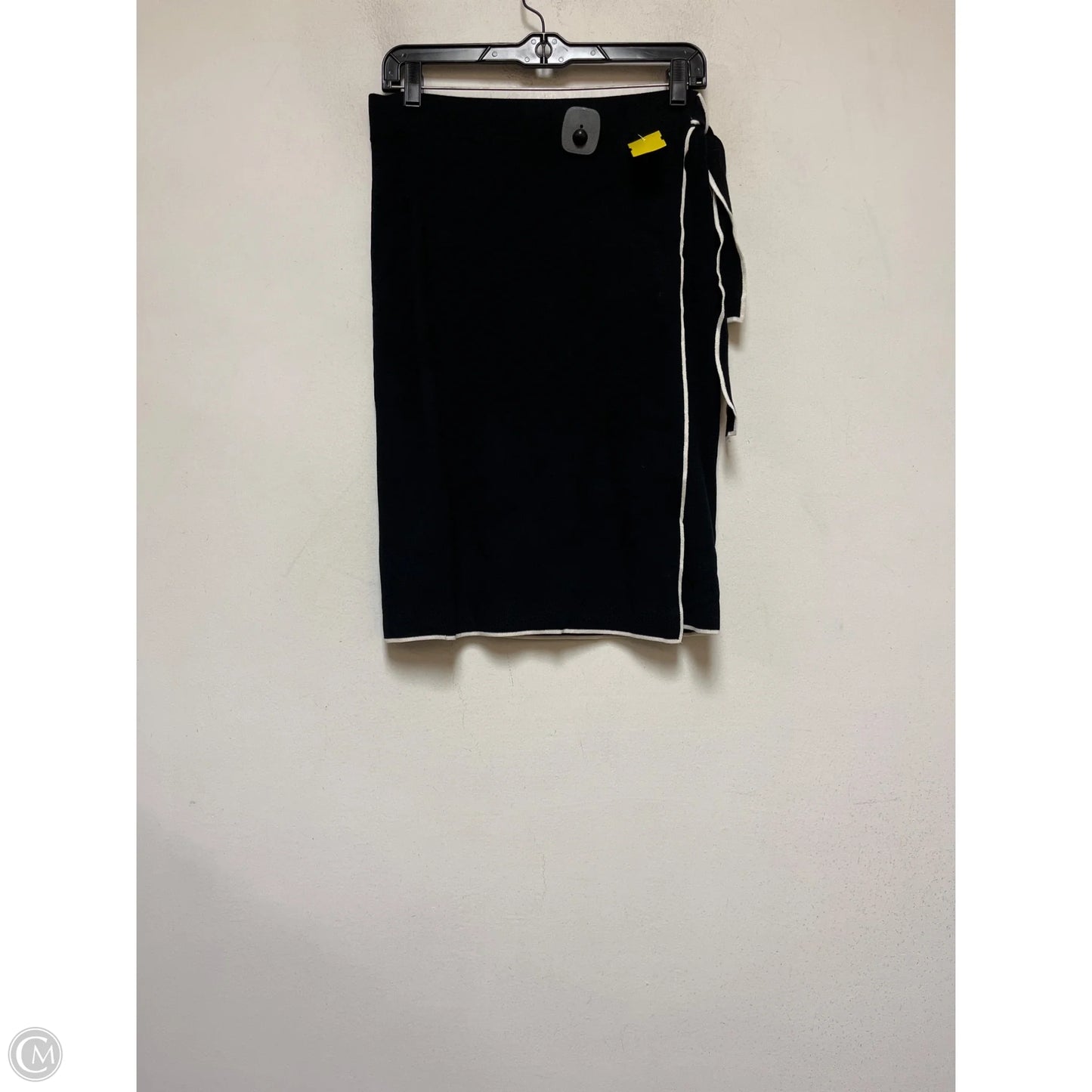 Skirt Midi By Ann Taylor In Black, Size: Sp