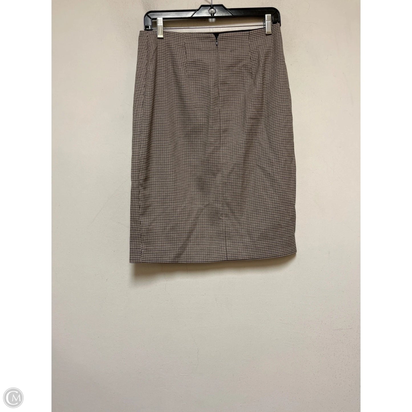 Skirt Mini & Short By Ann Taylor In Plaid Pattern, Size: 2