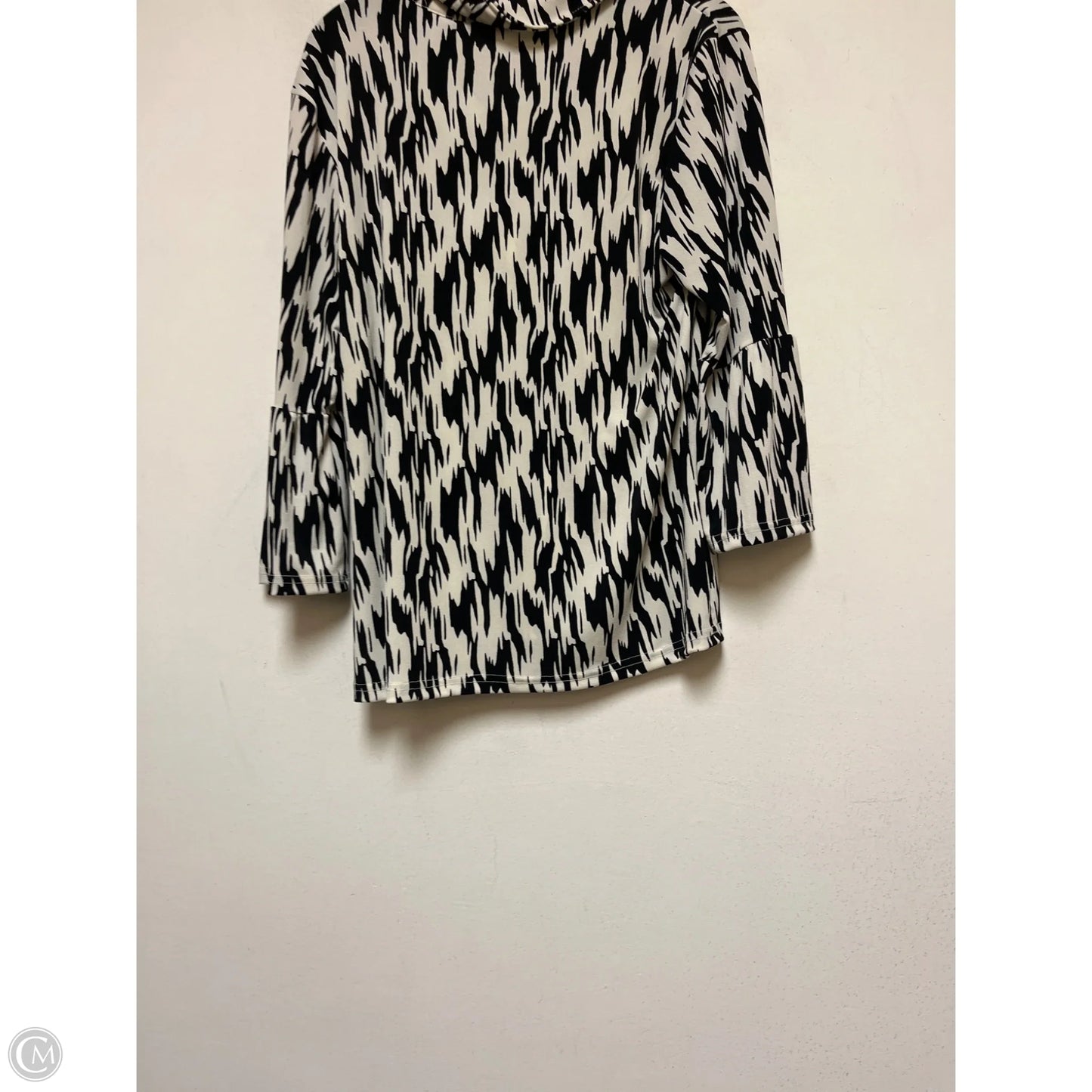 Top Long Sleeve By Kaktus In Black & White, Size: S