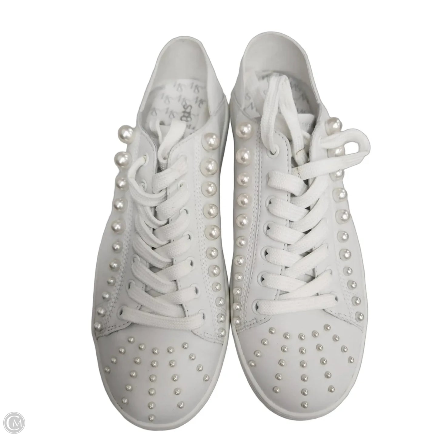 Shoes Designer By Stuart Weitzman In White, Size: 7.5