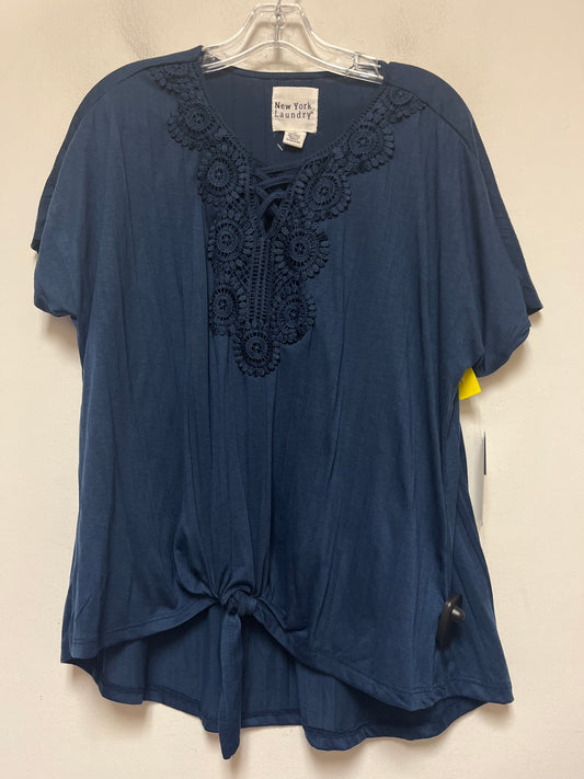 Top Short Sleeve By New York Laundry In Navy, Size: Xl