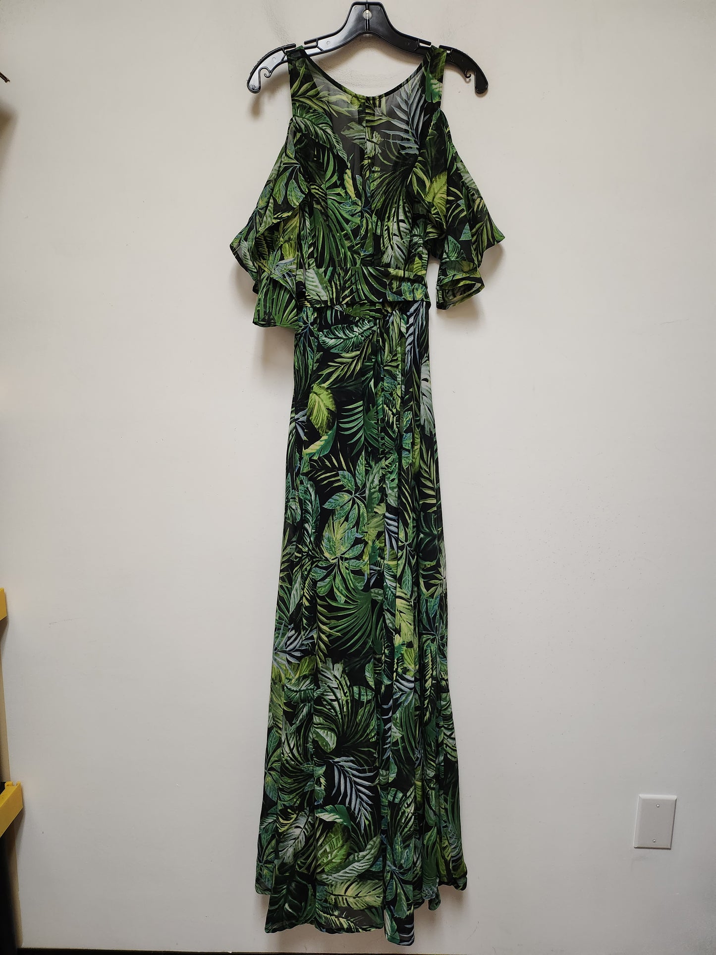 Dress Casual Maxi By Clothes Mentor In Green, Size: M