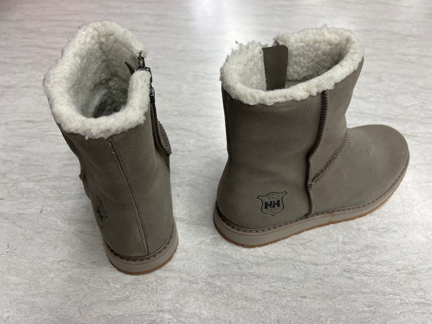 Boots Snow By Helly Hansen In Grey, Size: 5.5