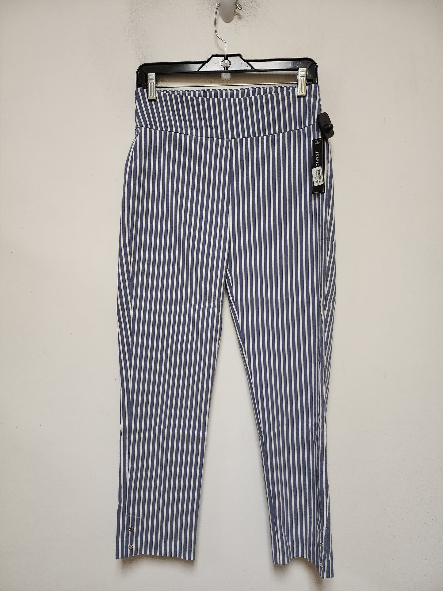 Pants Cropped By Clothes Mentor In Striped Pattern, Size: 4