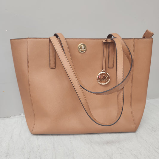 Handbag Designer By Michael Kors  Size: Large