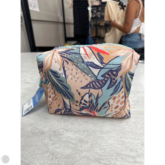 Makeup Bag By Clothes Mentor, Size: Medium