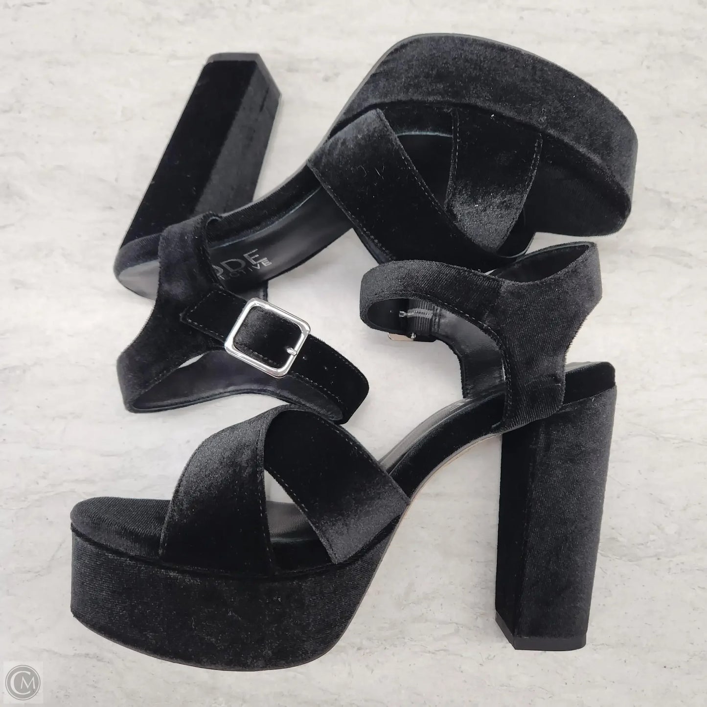 Shoes Heels Block By Clothes Mentor In Ombre Print, Size: 7.5