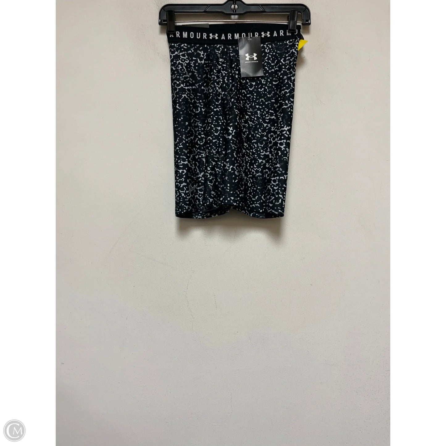 Athletic Shorts By Under Armour In Black & White, Size: Xs