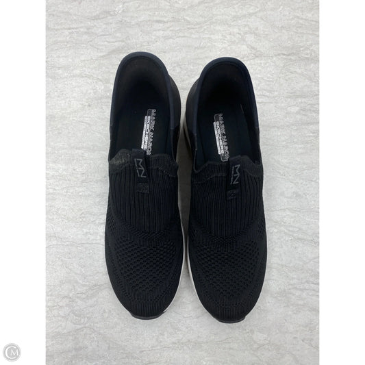 Shoes Sneakers By Skechers In Black & Gold, Size: 9
