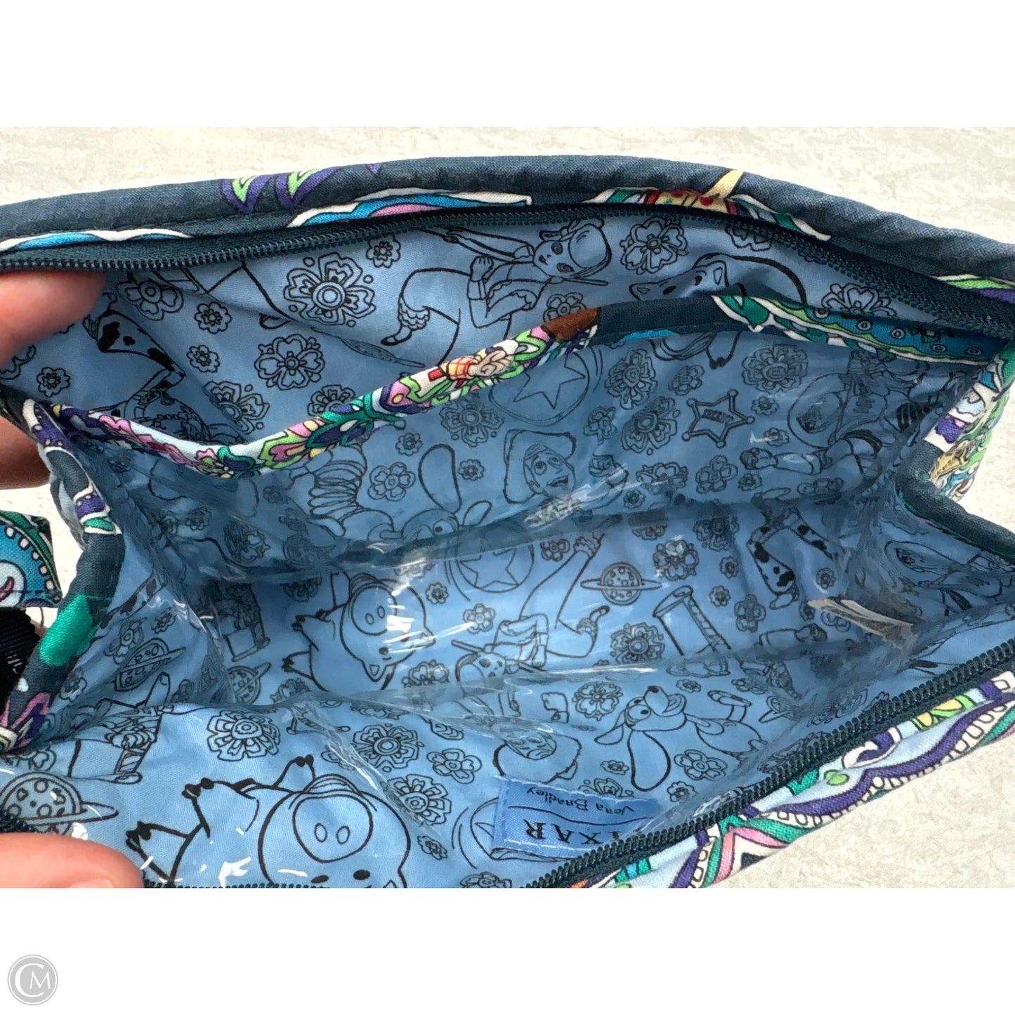 Makeup Bag By Vera Bradley, Size: Medium