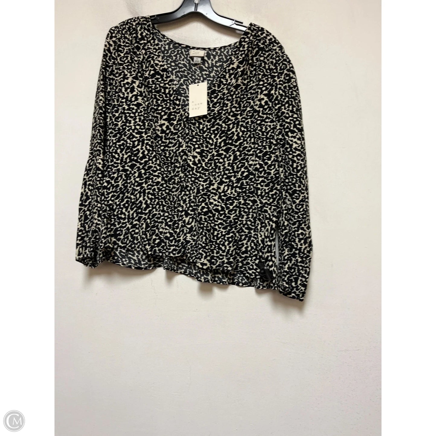 Top Long Sleeve By A New Day In Animal Print, Size: Xl