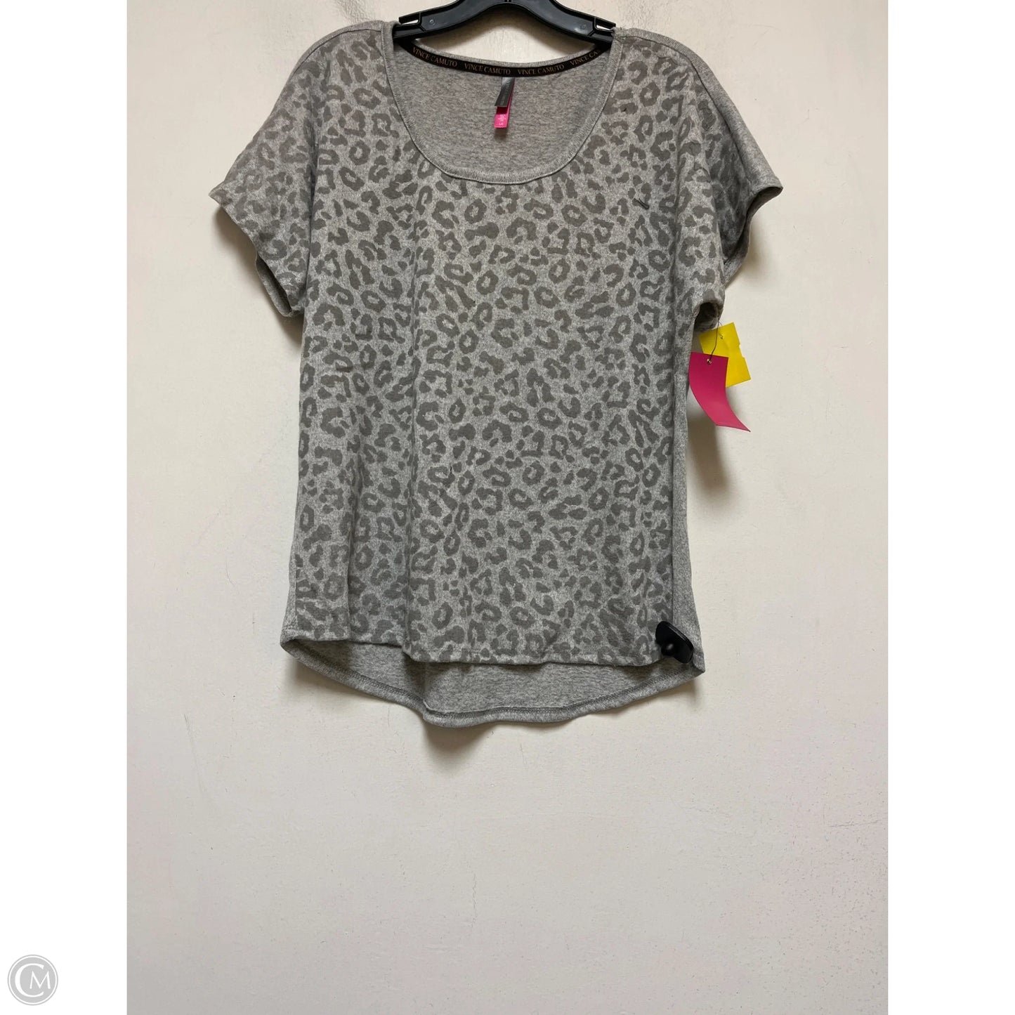 Top Short Sleeve Basic By Vince Camuto In Animal Print, Size: L