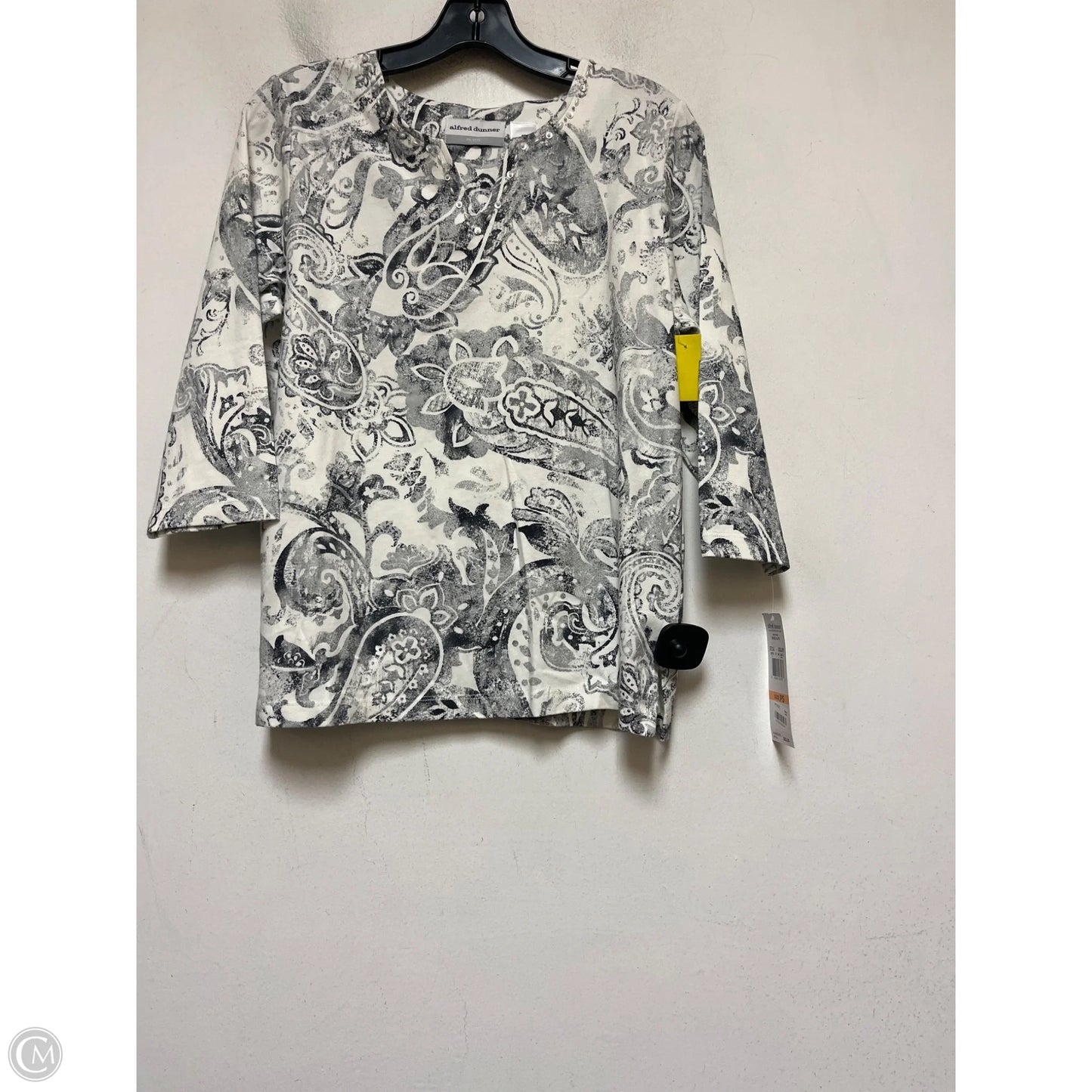 Top Long Sleeve By Alfred Dunner In Grey & White, Size: Sp