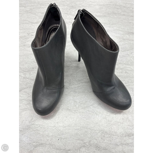 Boots Ankle Heels By Kenneth Cole Reaction In Grey, Size: 10