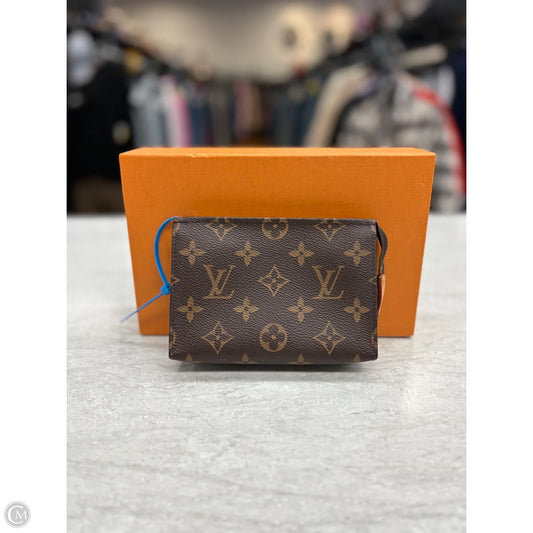 Makeup Bag Luxury Designer By Louis Vuitton, Size: Small