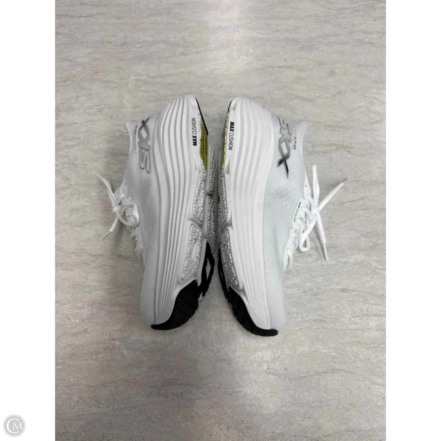 Shoes Athletic By Skechers In White, Size: 8