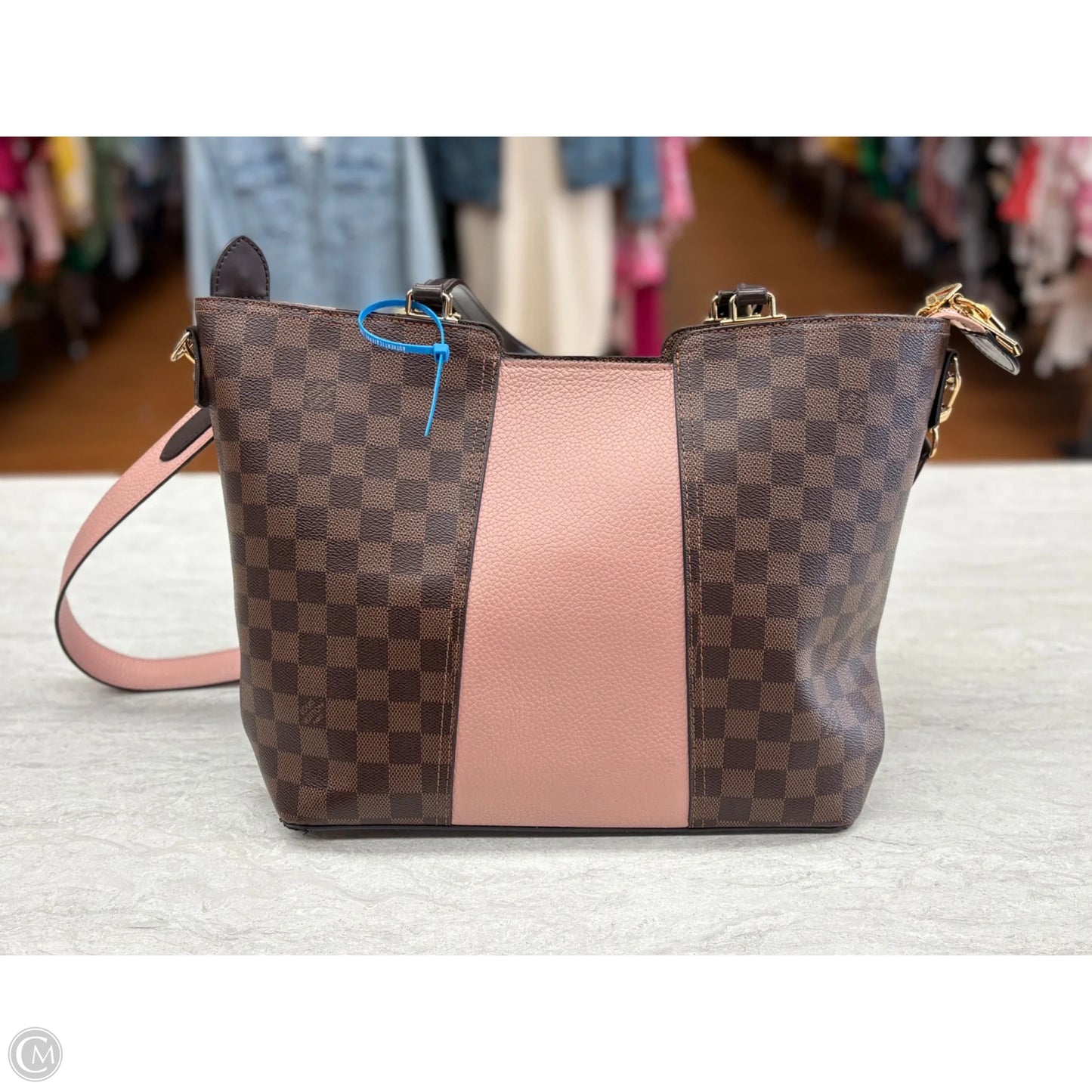 Handbag Luxury Designer By Louis Vuitton, Size: Large
