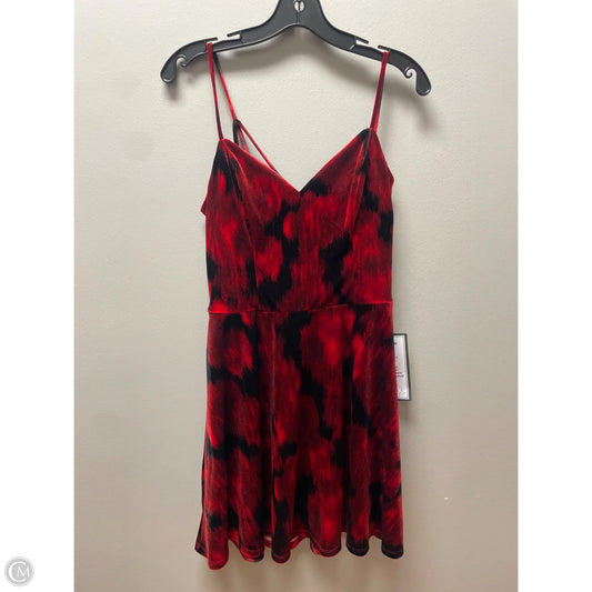 Dress Casual Short By Bcx In Black & Red, Size: L